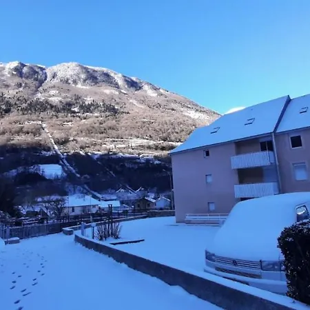Au Coeur Des Pyrenees Apartmán *